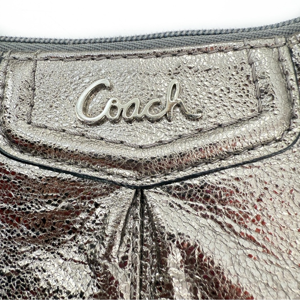 Coach Metallic Pewter Silver Patent Leather Crossbody Bag Poppy Scribble Logo - Picture 5 of 16